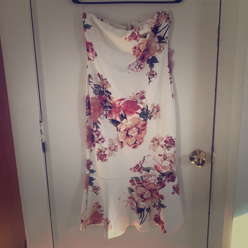 Beautiful floral midi dress